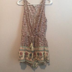 american eagle floral romper